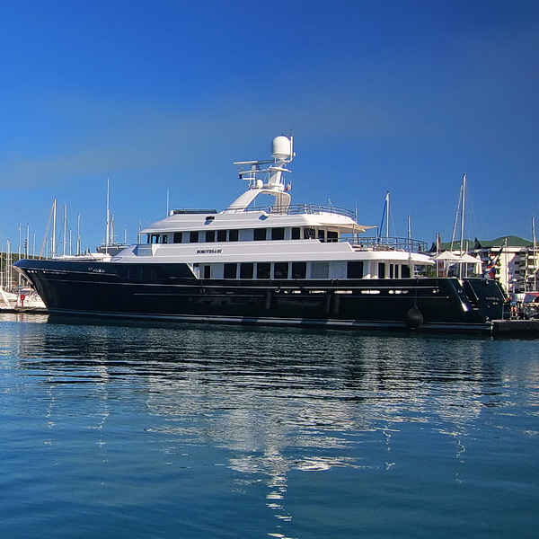 Superyacht Dorothea Iii Review Of Yacht Agent Noumea Ocean